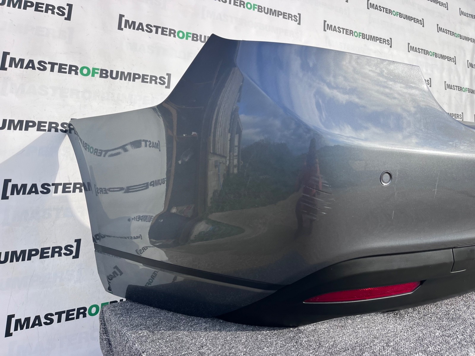 Mg 6 Mg6 Mk1 2009-2015 Rear Bumper 4 Pdc Genuine [p556]