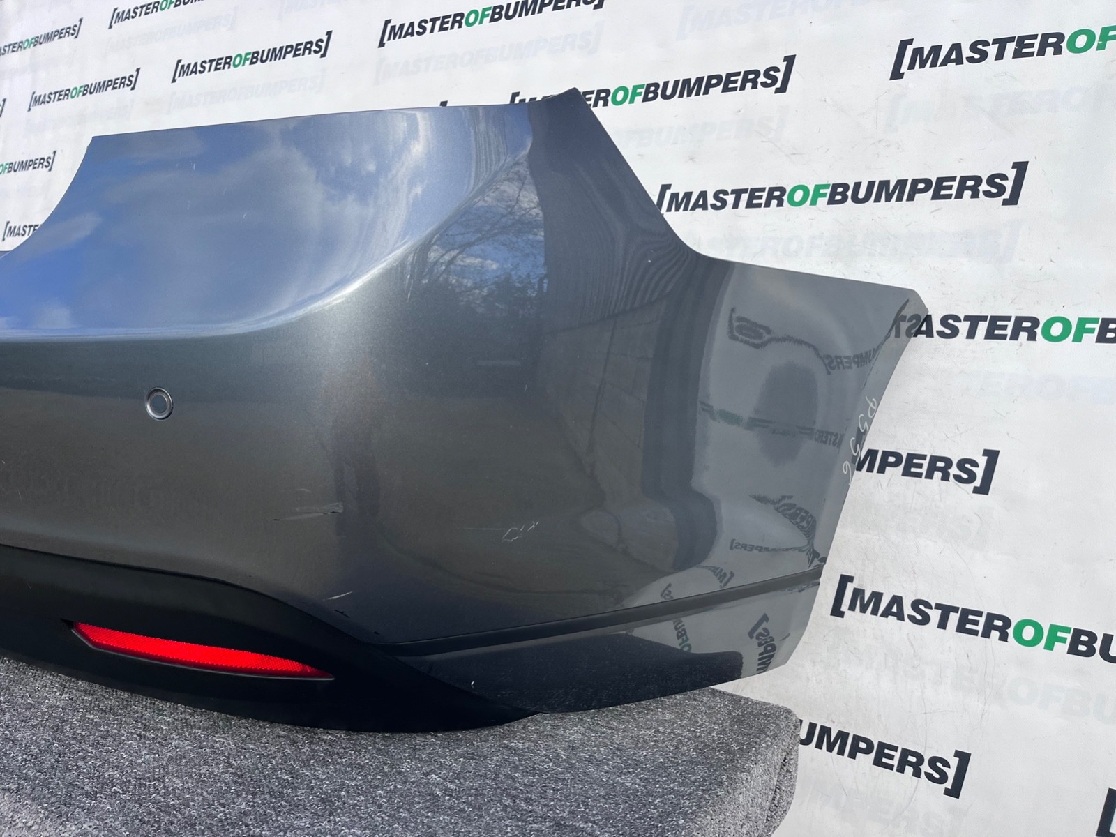 Mg 6 Mg6 Mk1 2009-2015 Rear Bumper 4 Pdc Genuine [p556]