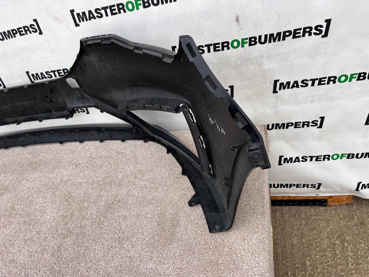 Mg Mg3 Exclusive Face Lift Hatchback 2018-2023 Front Bumper Black Genuine [p982]