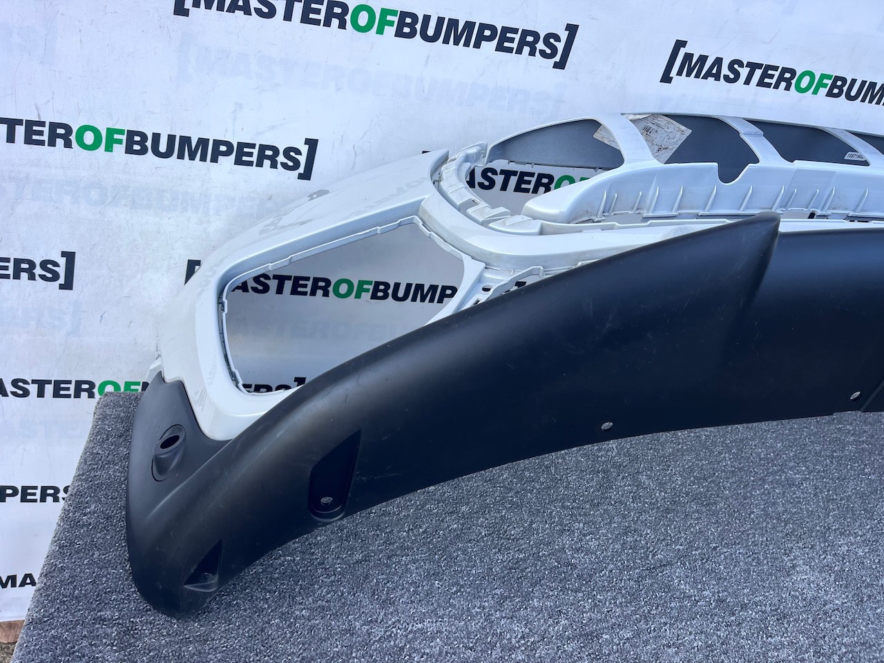 Mini Clubman Jcw Sport F54 Hatchback 2015-2020 Front Bumper 6 Pdc Genuine [p641]