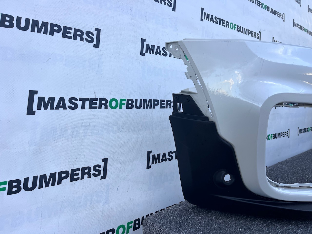 Mini Clubman Jcw Sport F54 Hatchback 2015-2020 Front Bumper 6 Pdc Genuine [p641]