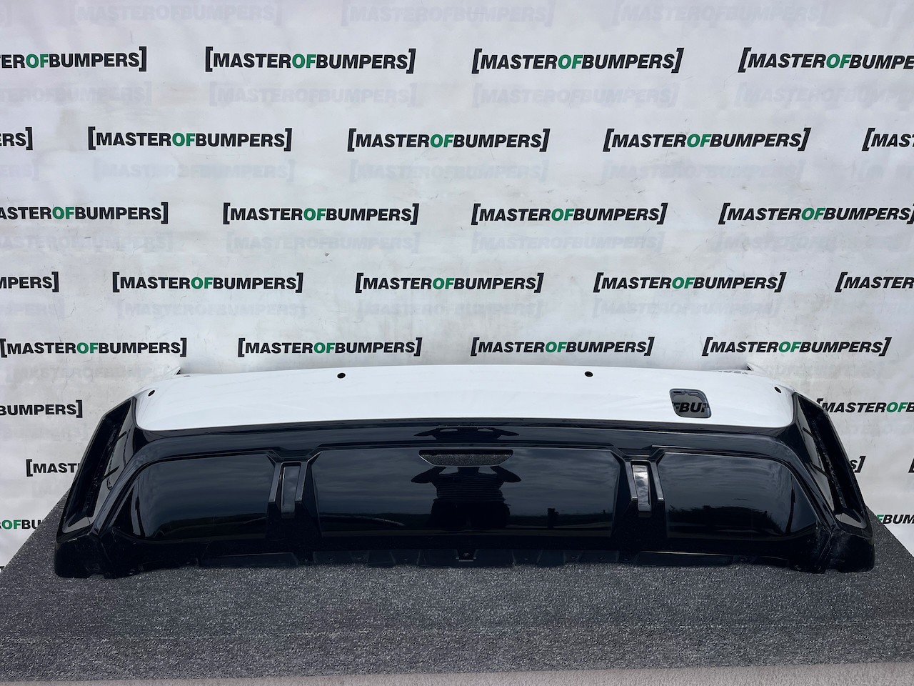 Mini Cooper Jcw Ev Electric Lci Hatch 2025-2027 Rear Bumper 6 Pdc Genuine [p697]