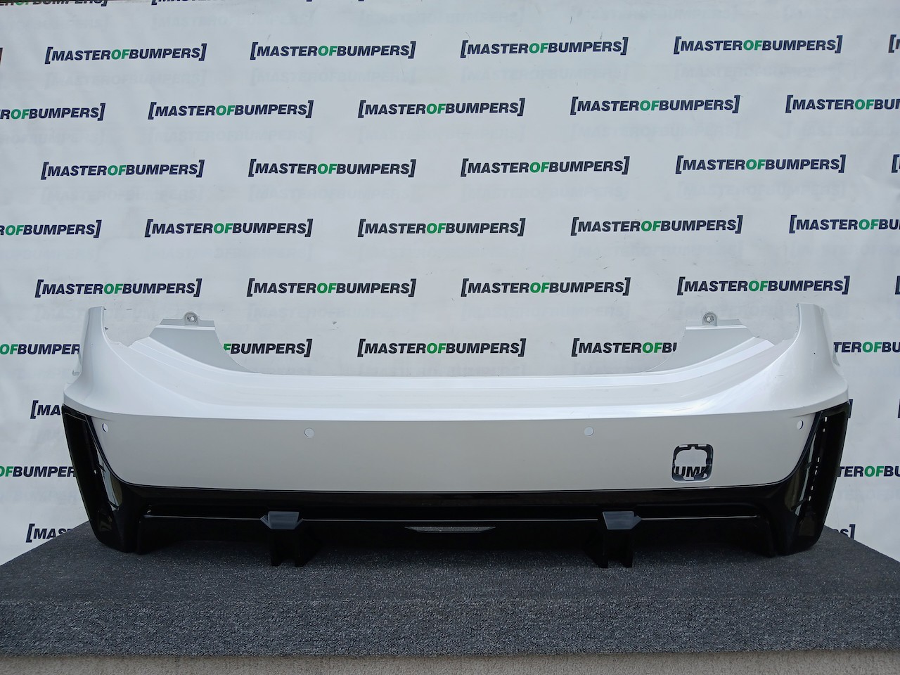 Mini Cooper Jcw Ev Electric Lci Hatch 2025-2027 Rear Bumper 6 Pdc Genuine [p697]