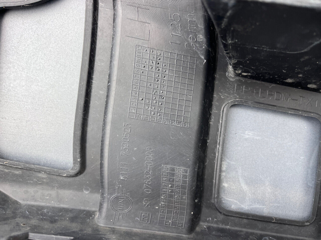 Mini Countryman Classic Se F60 Hatchback 2017-2020 Front Bumper Genuine [p842]