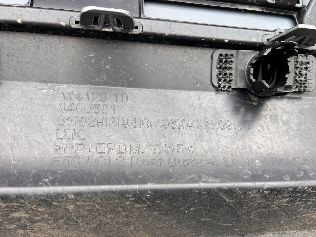 Mini One Classic Se F56 Lci Hatchback 2021-2025 Rear Bumper 4 Pdc Genuine [p464]