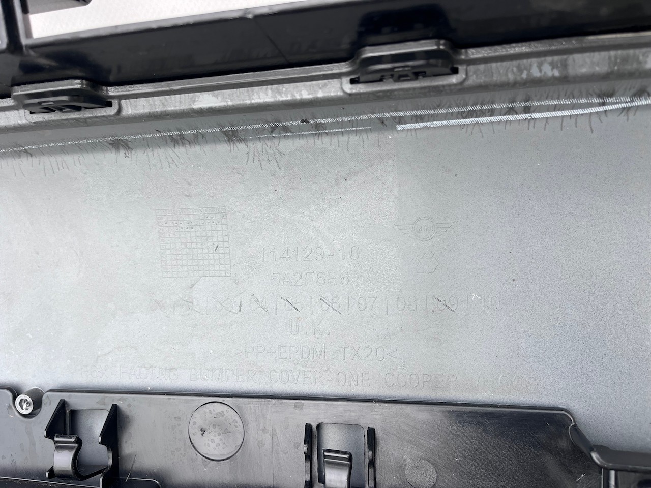 Mini Cooper One C F65  F66 Hatchback 2024-on Front Bumper 4 Pdc Genuine [p523]