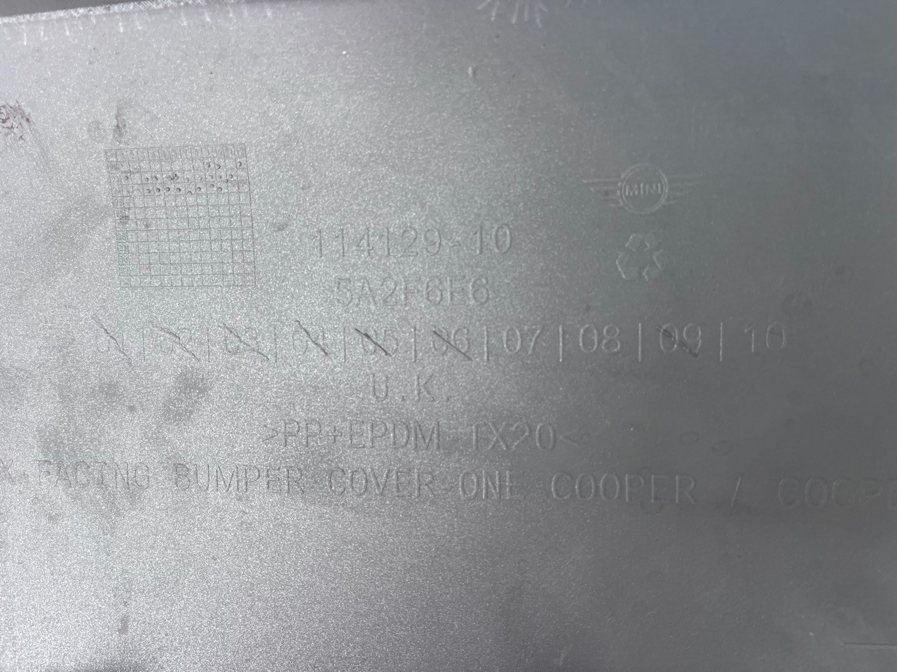 Mini Cooper One C F65 F66 Hatchback 2024-on Front Bumper 4 Pdc Genuine [p554]