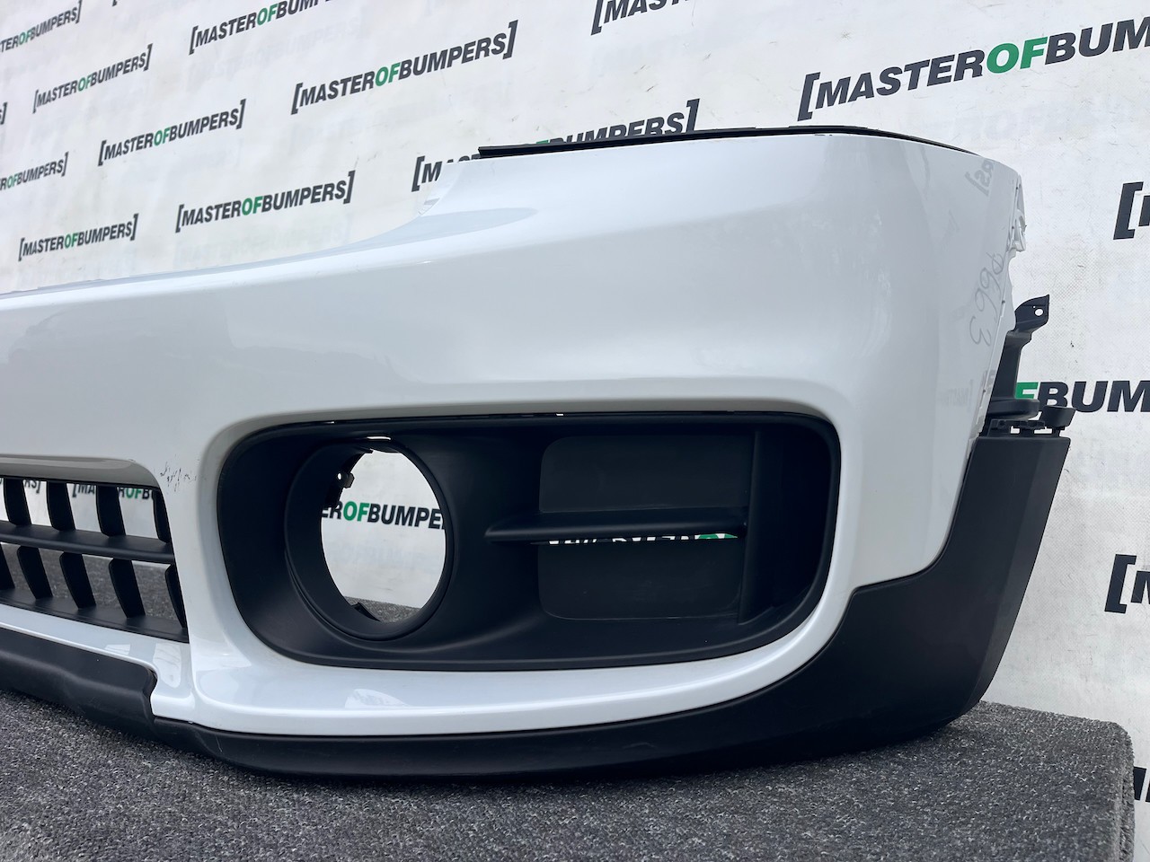 Mini Countryman Se Classic F60 2017-2020 Front Bumper No Pdc Genuine [p663]