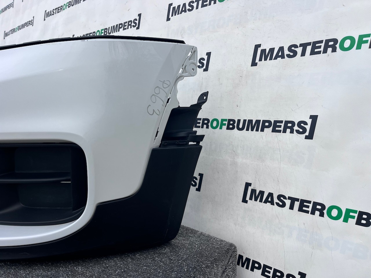 Mini Countryman Se Classic F60 2017-2020 Front Bumper No Pdc Genuine [p663]