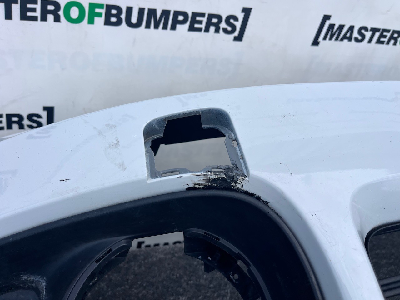 Mini Countryman Se Classic F60 2017-2020 Front Bumper No Pdc Genuine [p672]