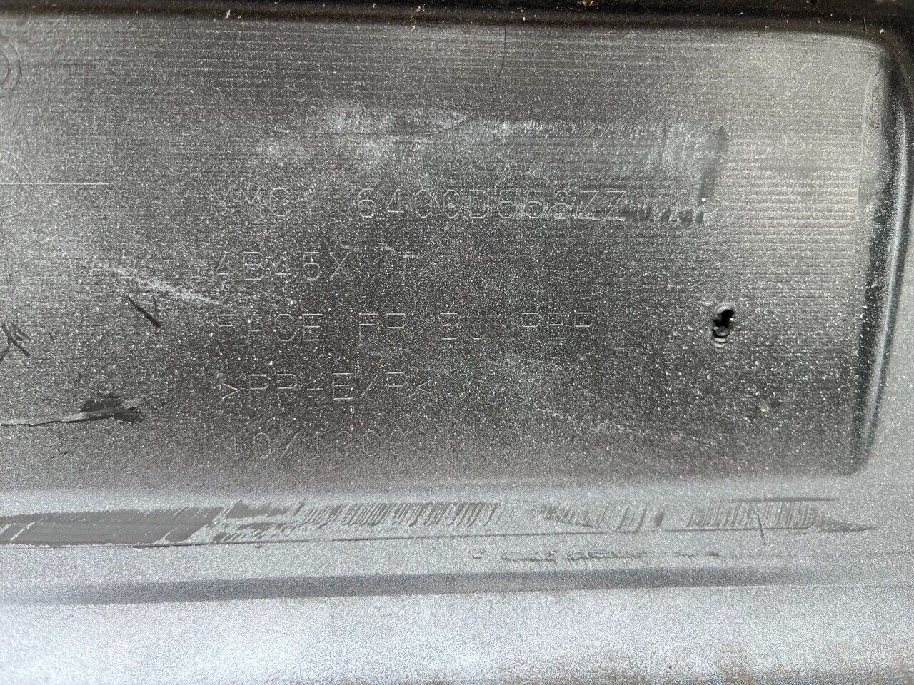 Mitsubishi Outlander Mk3 2012-2013 Front Bumper No Pdc + Jets Genuine [m355]