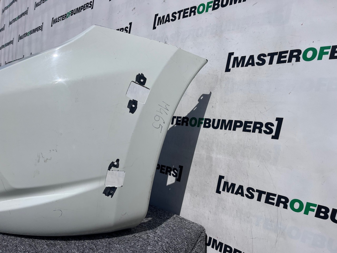 Mitsubishi L200 Barbarian Titan 2016-2019 Front Bumper Jets Genuine [m465]