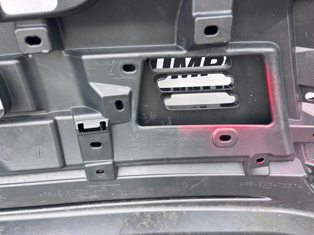 Mitsubishi Outlander Ls Phev Mk3 2017-2021 Front Bumper 4 Pdc Jet Genuine [m487]