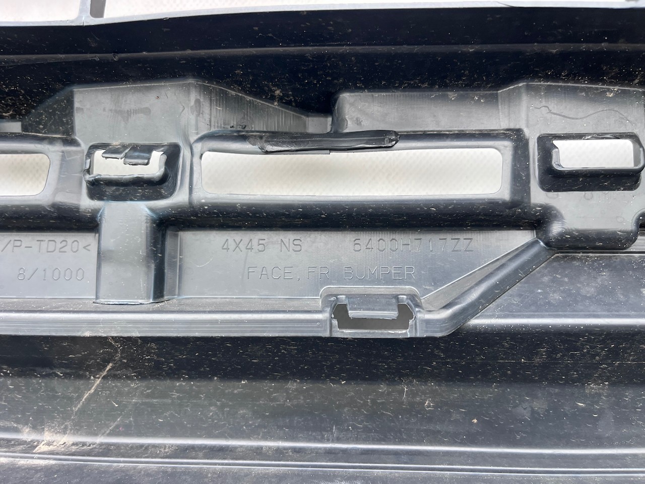 Mitsubishi Eclipse Cross Dynamic 2017-2021 Front Bumper 4 Pdc Jet Genuine [m498]