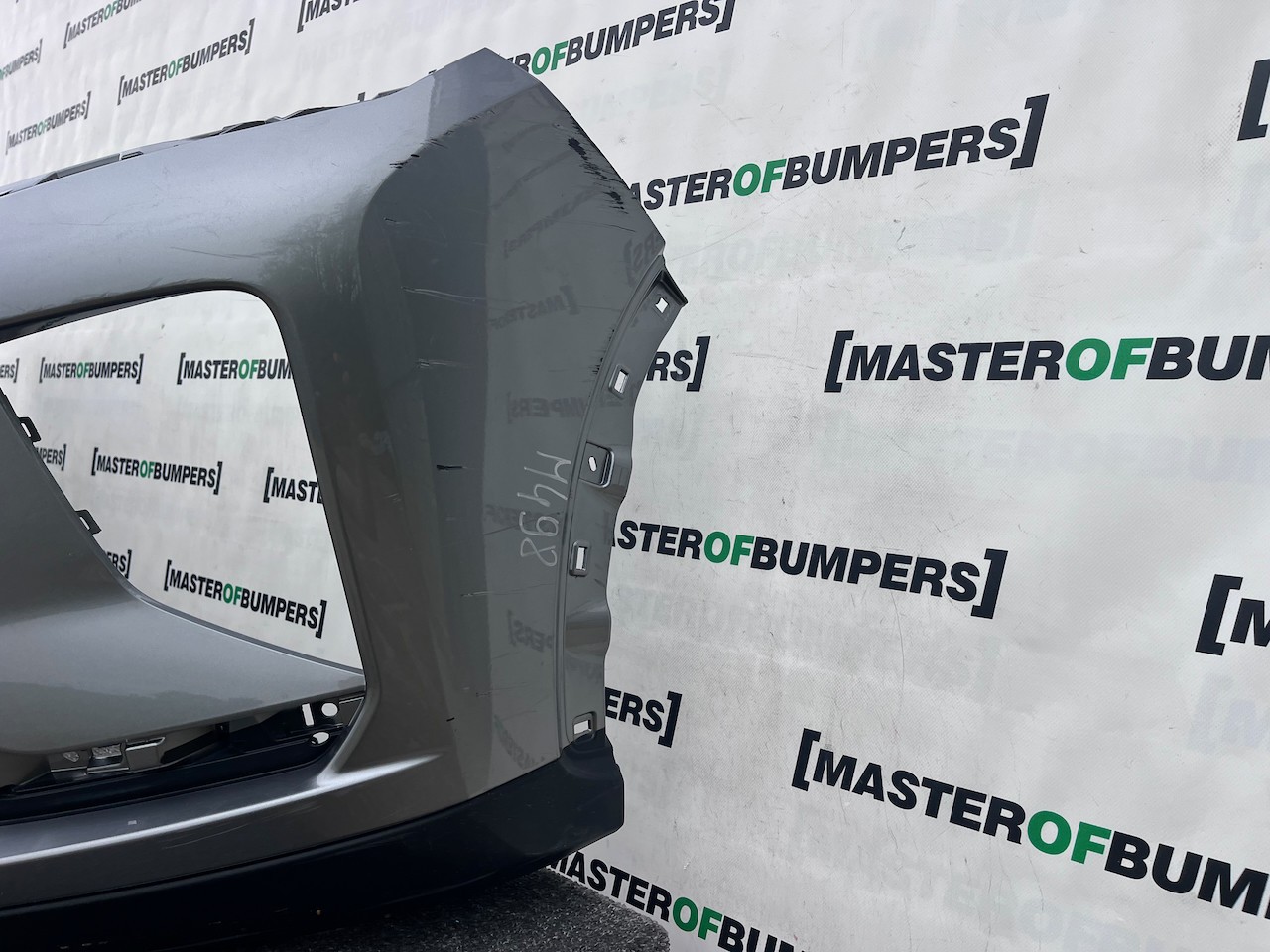 Mitsubishi Eclipse Cross Dynamic 2017-2021 Front Bumper 4 Pdc Jet Genuine [m498]