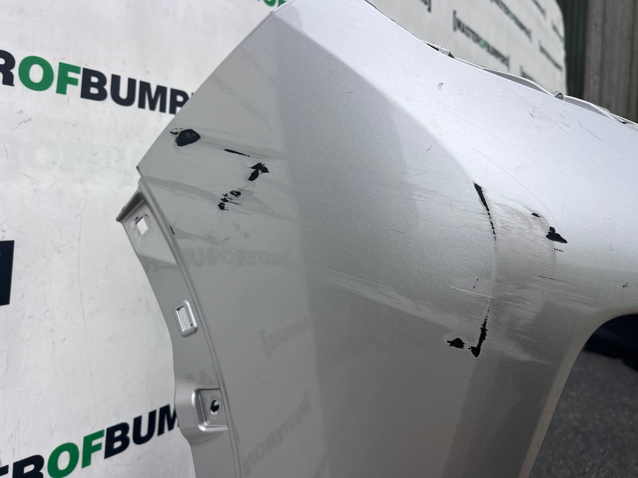 Mitsubishi Eclipse Cross 2017-2021 Front Bumper No Pdc +jet Genuine [m497]