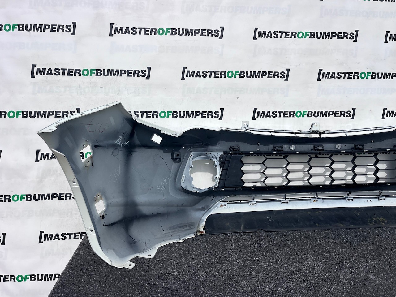 Mitsubishi L200 Barbarian Titan 2016-2019 Front Bumper Jets Genuine [m499]