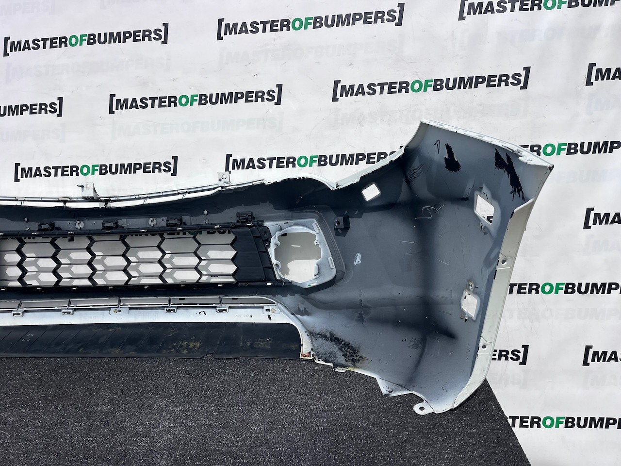 Mitsubishi L200 Barbarian Titan 2016-2019 Front Bumper Jets Genuine [m499]