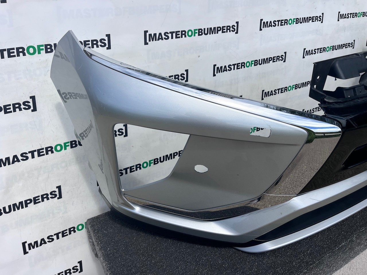 Mitsubishi Eclipse Cross Dynamic 2017-2021 Front Bumper 4 Pdc Jet Genuine [m500]