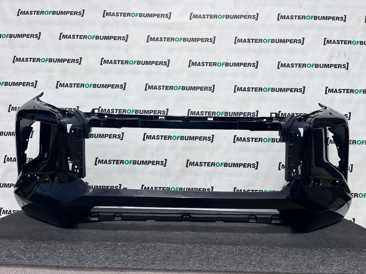 Mitsubishi L200 Barbarian Triton Lift 2019-2023 Front Bumper Genuine [m503]