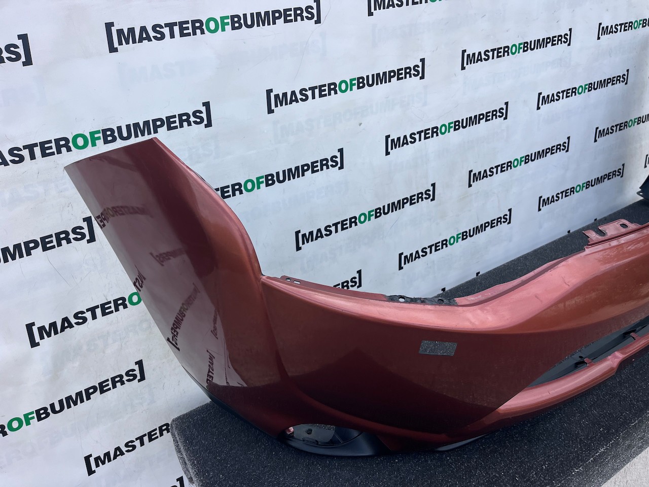 Mitsubishi Outlander Mk3 2012-2015 Front Bumper No Pdc +jets Genuine [m504]