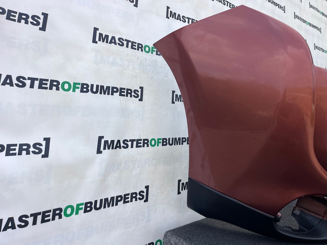 Mitsubishi Outlander Mk3 2012-2015 Front Bumper No Pdc +jets Genuine [m504]