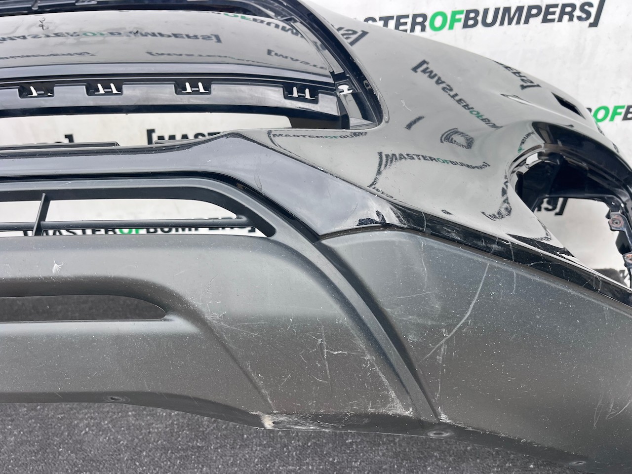 Mitsubishi Asx Intense Lift 2013-2016 Front Bumper No Pdc +jets Genuine [m505]
