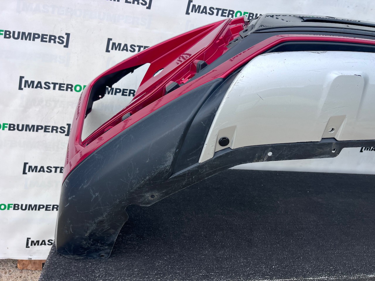Mitsubishi Eclipse Cross Hatch 2017-2021 Front Bumper 4 Pdc +jets Genuine [m508]