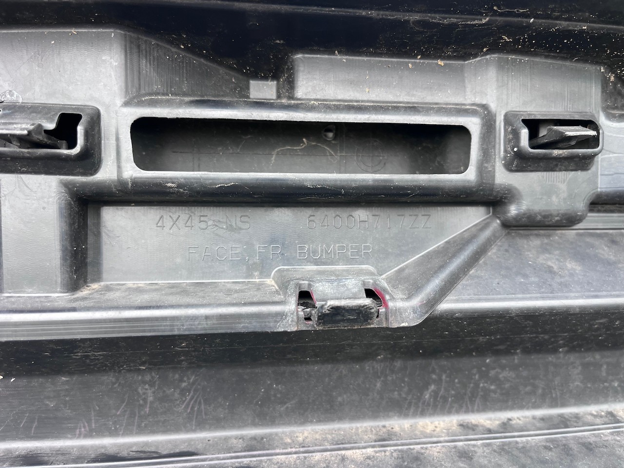 Mitsubishi Eclipse Cross Hatch 2017-2021 Front Bumper 4 Pdc +jets Genuine [m508]