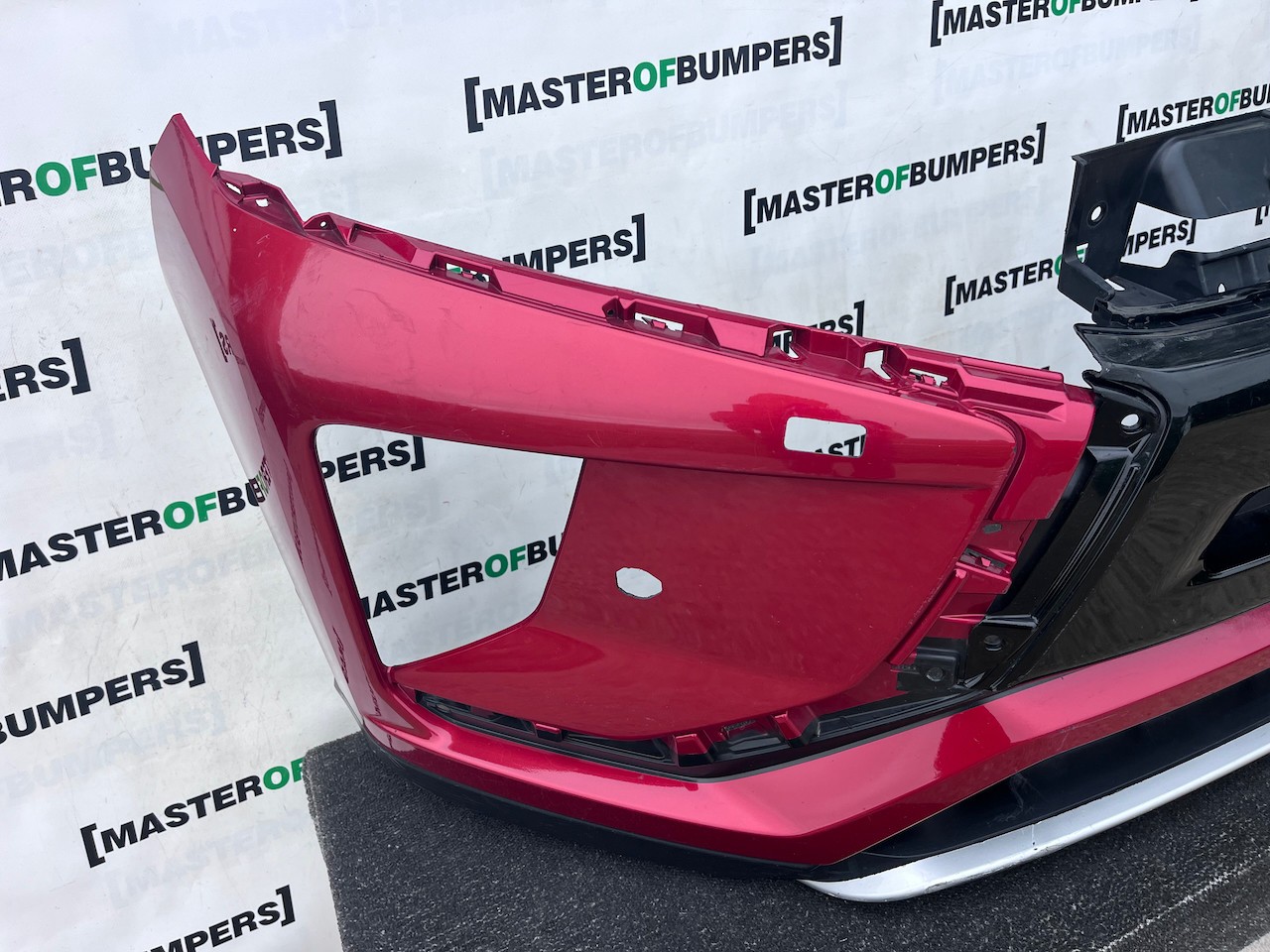 Mitsubishi Eclipse Cross Hatch 2017-2021 Front Bumper 4 Pdc +jets Genuine [m508]