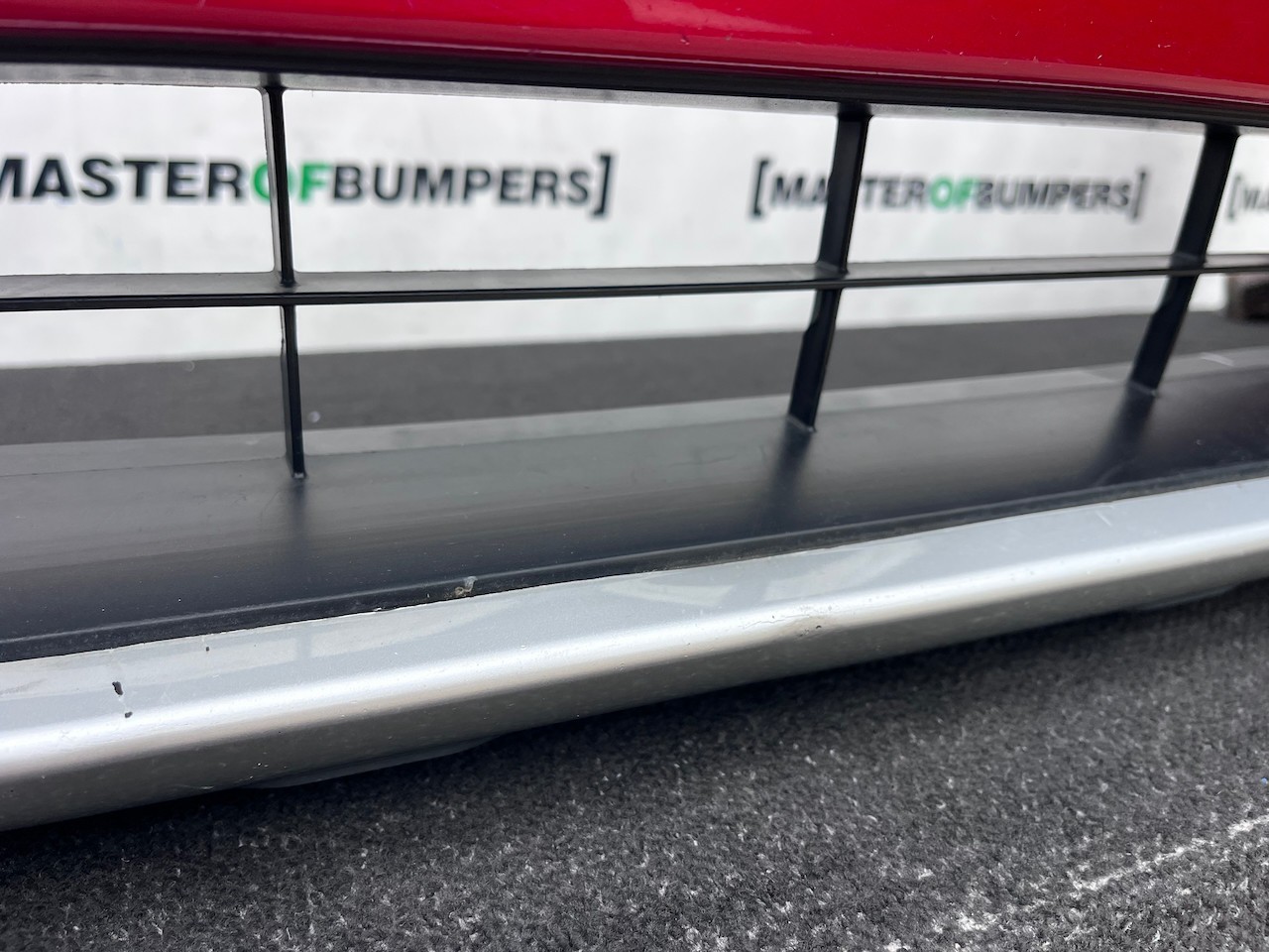 Mitsubishi Eclipse Cross Hatch 2017-2021 Front Bumper 4 Pdc +jets Genuine [m508]