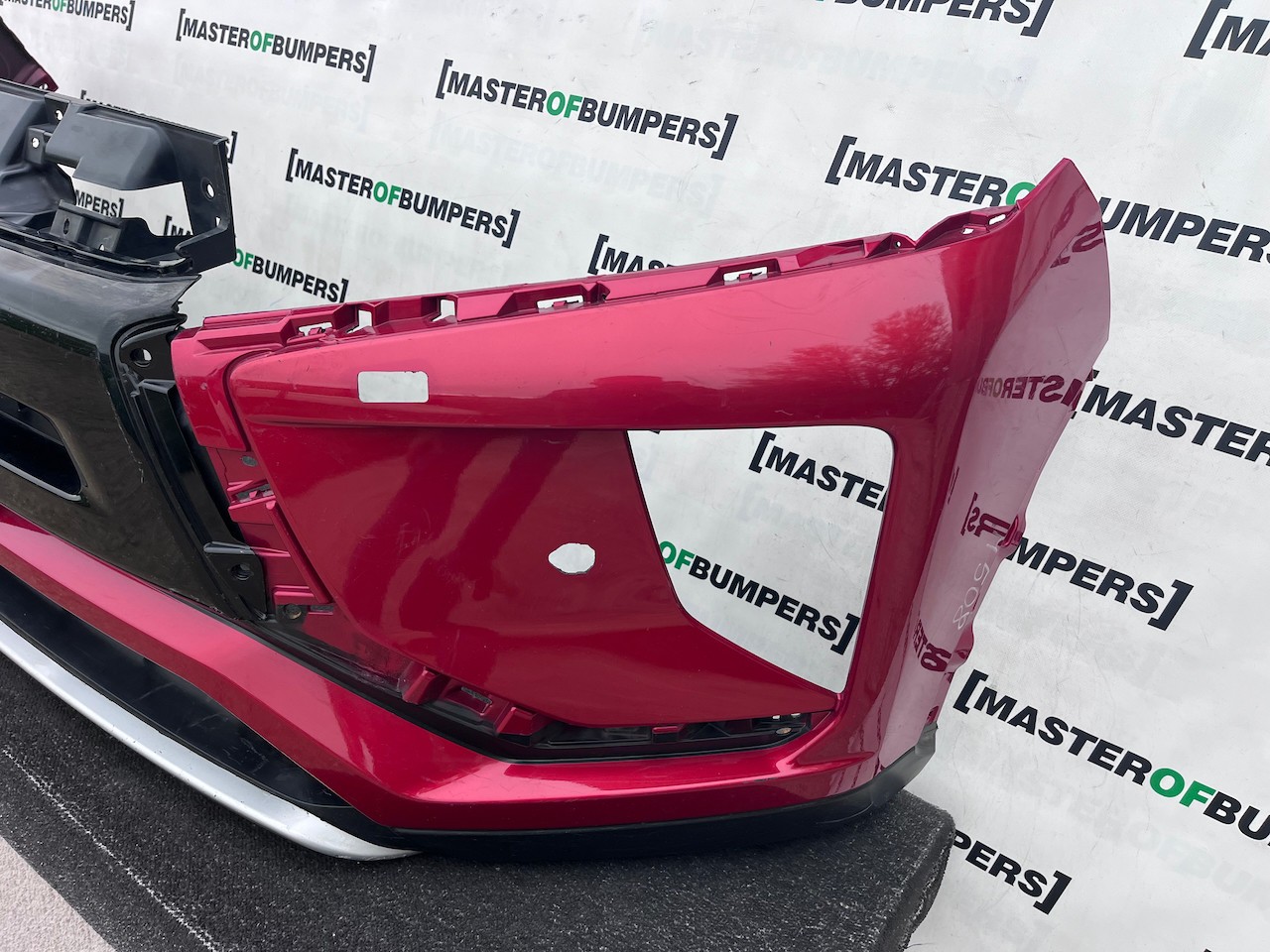 Mitsubishi Eclipse Cross Hatch 2017-2021 Front Bumper 4 Pdc +jets Genuine [m508]