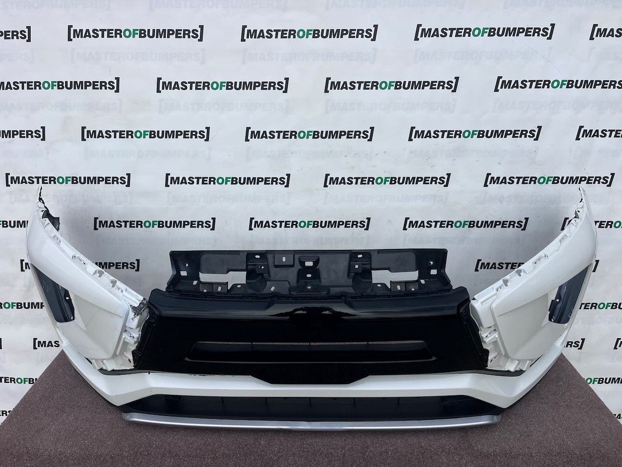 Mitsubishi Eclipse Cross Hatch 2017-2021 Front Bumper  No Pdc Genuine [m509]
