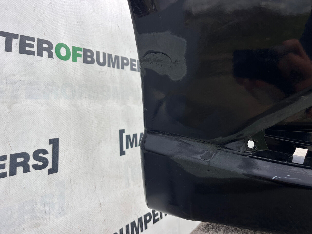 Mitsubishi Outlander Ls Phev Mk3 2017-21 Front Bumper Pdc + Jets Genuine [m436]