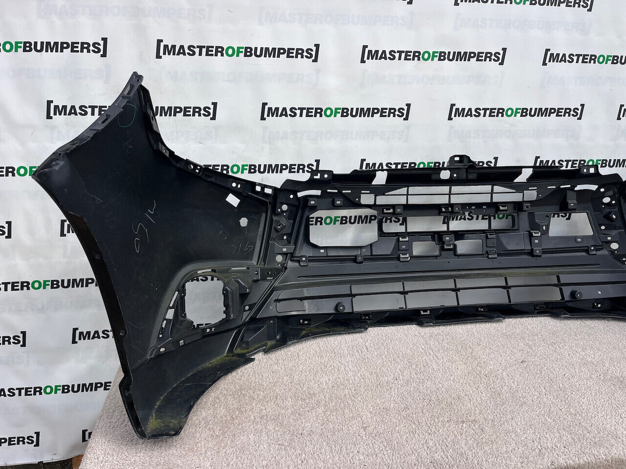 Mitsubishi Outlander Ls Phev Mk3 2017-21 Front Bumper Pdc + Jets Genuine [m436]