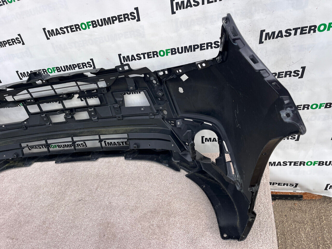 Mitsubishi Outlander Ls Phev Mk3 2017-21 Front Bumper Pdc + Jets Genuine [m436]