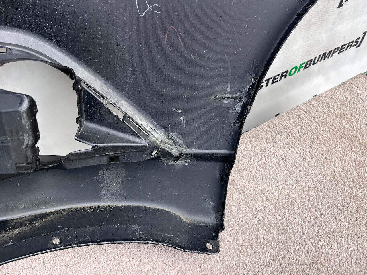 Mitsubishi Outlander Ls Phev Mk3 2017-21 Front Bumper Pdc + Jets Genuine [m436]