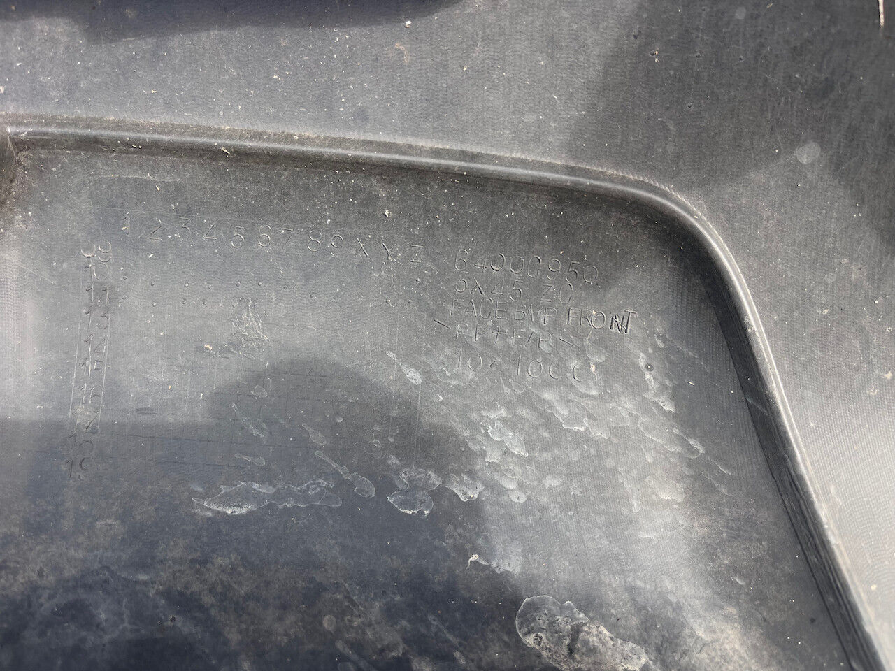 Mitsubishi Asx Intense Mk1 2010-2012 Front Bumper No Pdc + Jets Genuine [m450]