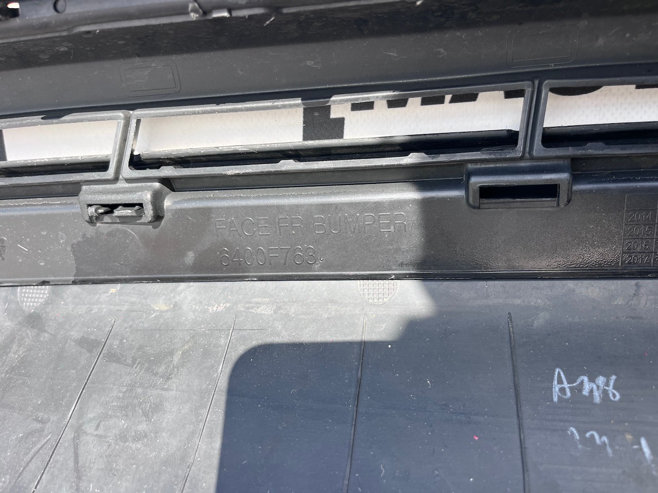 Mitsubishi L200 Barbarian Titan 2016-2019 Front Bumper Jets Genuine [m471]