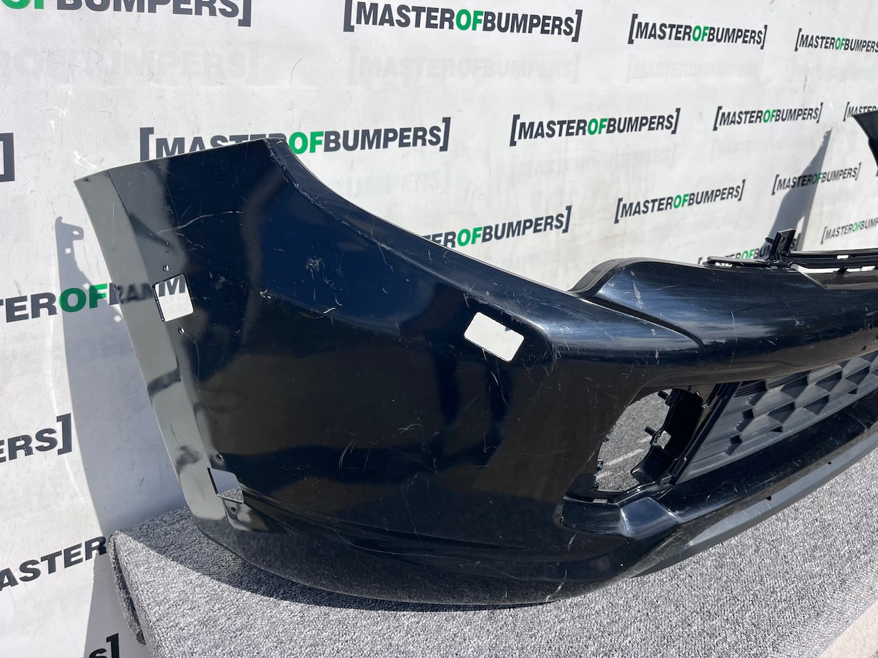 Mitsubishi L200 Barbarian Titan 2016-2019 Front Bumper Jets Genuine [m471]