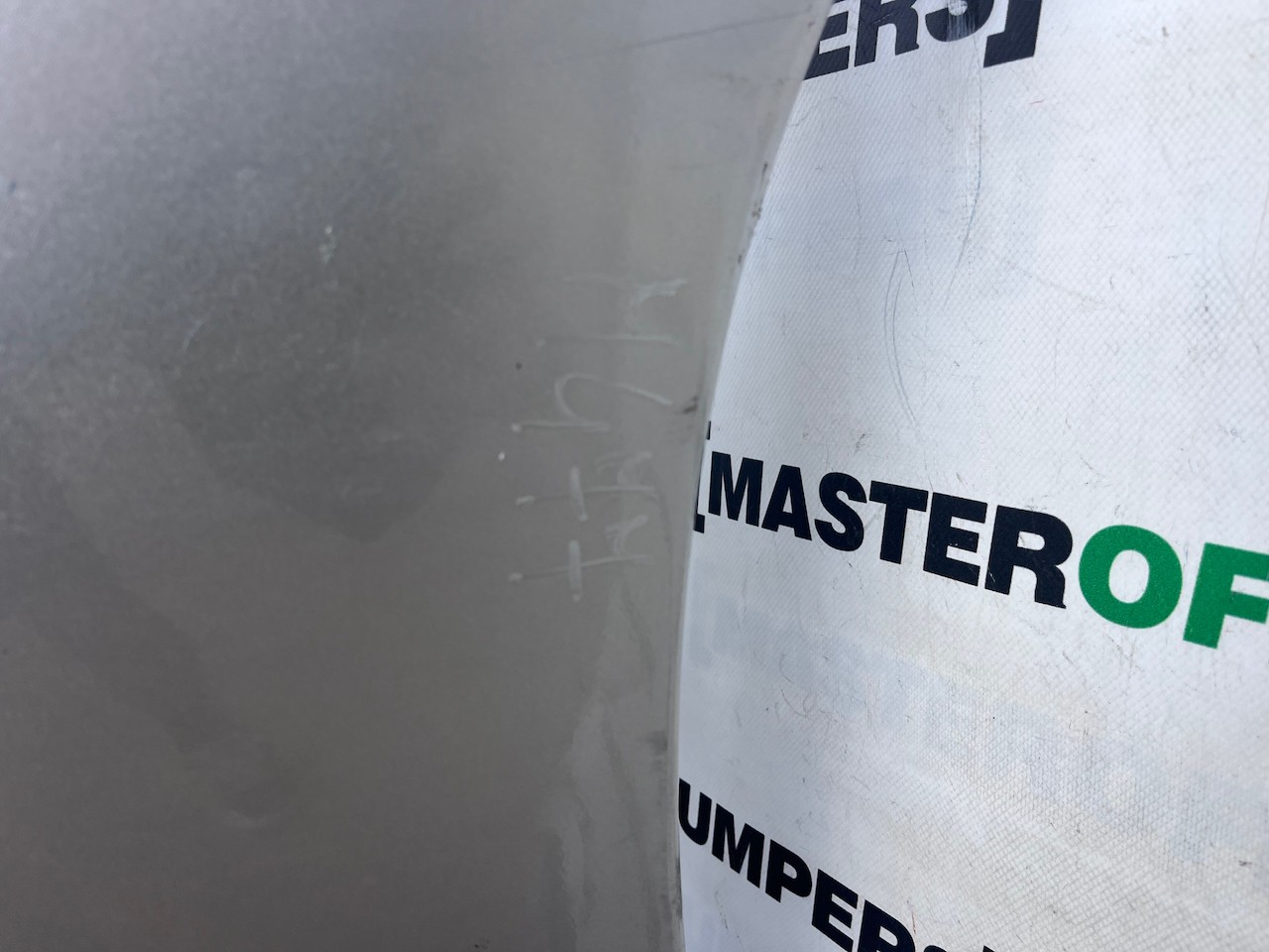 Mitsubishi Outlander Phev Hybrid Mk3 2015-2019 Front Bumper Pdc Genuine [m477]