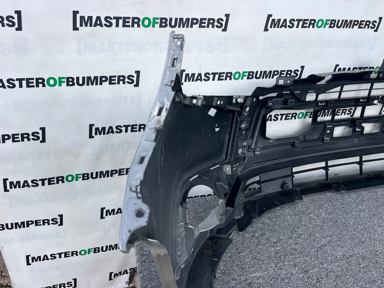 Mitsubishi Outlander Phev Hybrid Mk3 2015-2019 Front Bumper Pdc Genuine [m477]