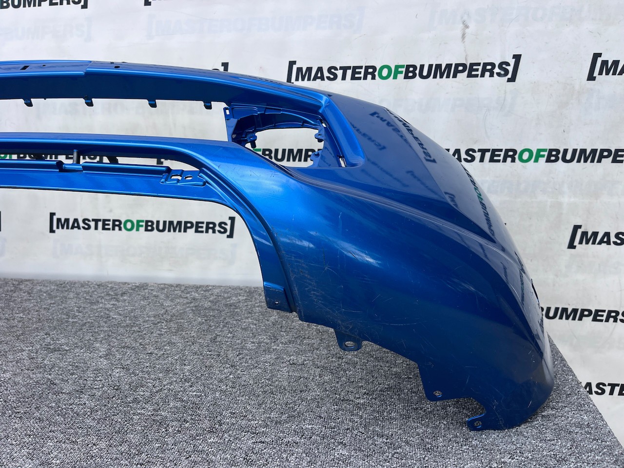 Mitsubishi L200 Barbarian Titan 2016-2019 Front Bumper Jets Genuine [m472]