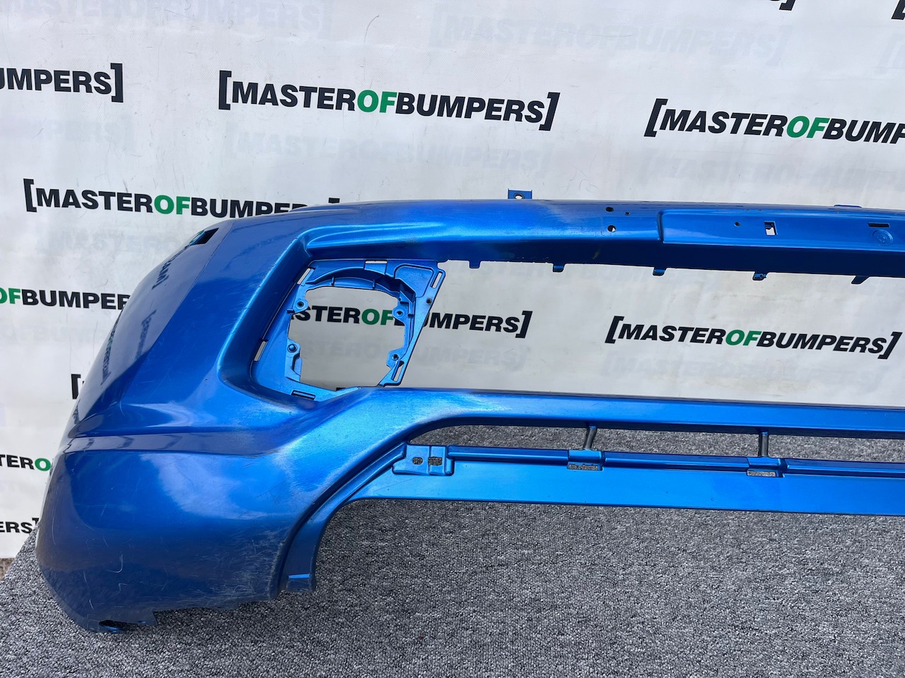 Mitsubishi L200 Barbarian Titan 2016-2019 Front Bumper Jets Genuine [m472]