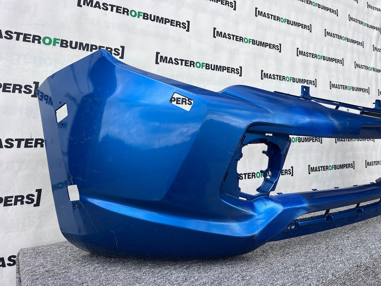 Mitsubishi L200 Barbarian Titan 2016-2019 Front Bumper Jets Genuine [m472]