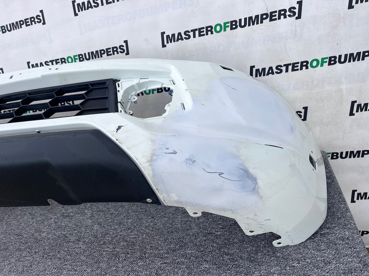 Mitsubishi L200 Barbarian Titan 2016-2019 Front Bumper Jets Genuine [m474]