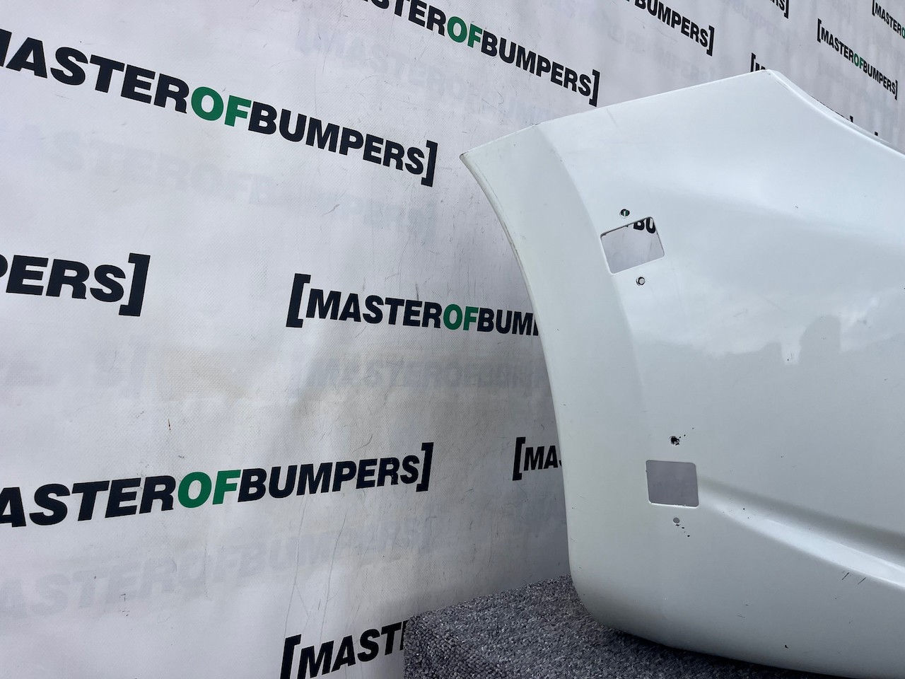 Mitsubishi L200 Barbarian Titan 2016-2019 Front Bumper Jets Genuine [m474]