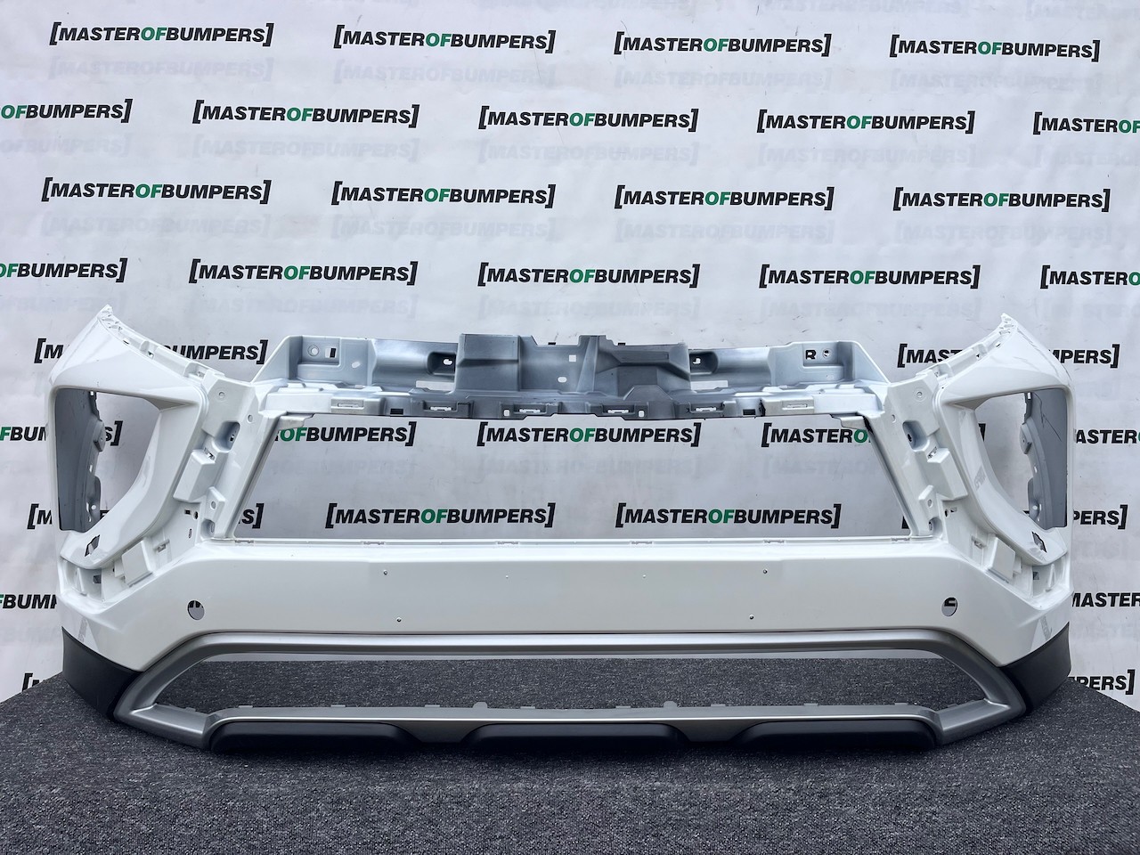 Mitsubishi Eclipse Cross Dynamic Lift 2021-2024 Front Bumper Genuine [m484]