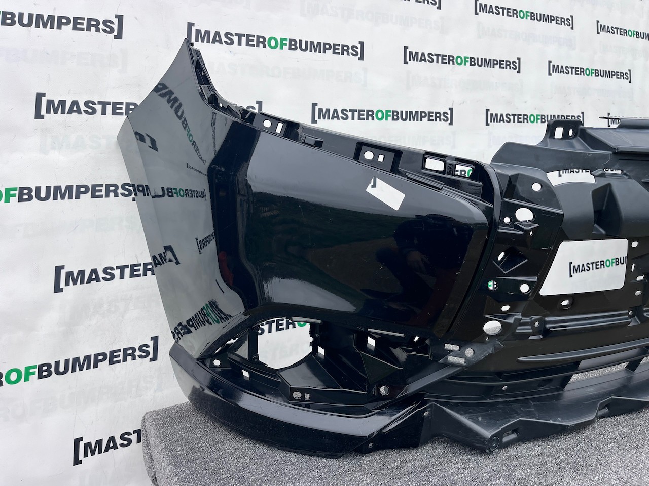 Mitsubishi Outlander Ls Phev Mk3 2017-2021 Front Bumper No Pdc Genuine [m483]