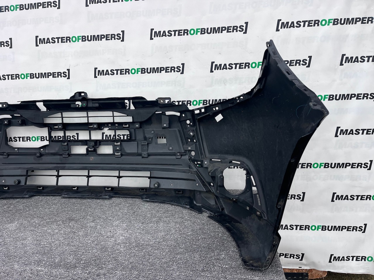 Mitsubishi Outlander Ls Phev Mk3 2017-2021 Front Bumper No Pdc Genuine [m486]